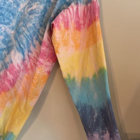 Hand tie dyed long sleeve tee - Picture 6 of 7